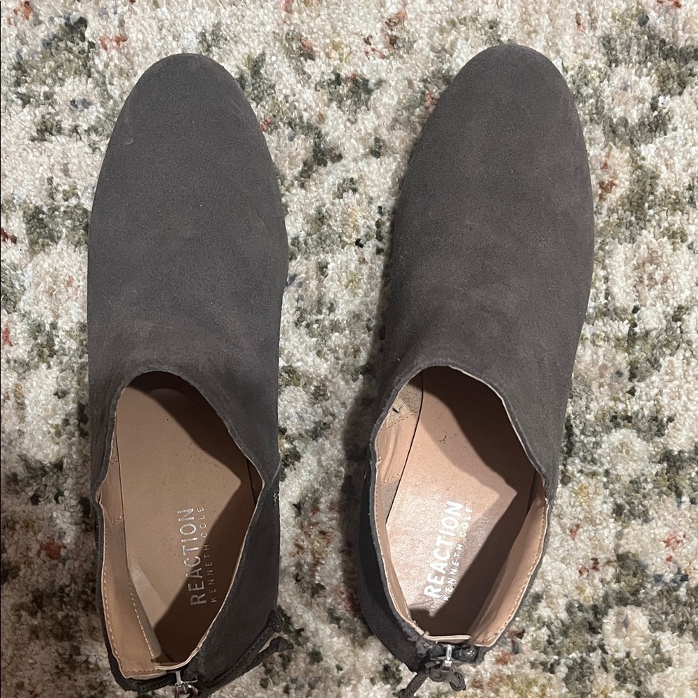 Kenneth Cole Reaction Charcoal Suede Ankle Boots